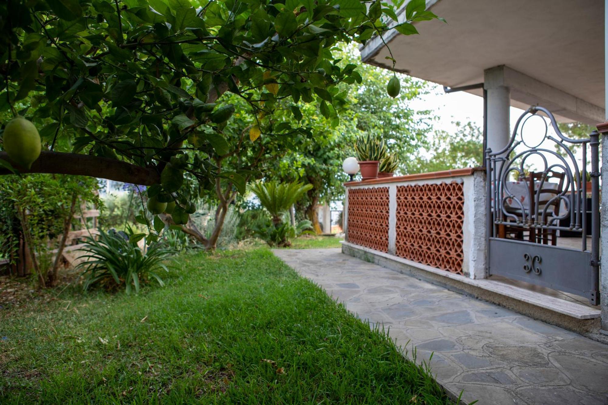 Casa Vacanze Diamante Ogliastro Cilento Exterior photo